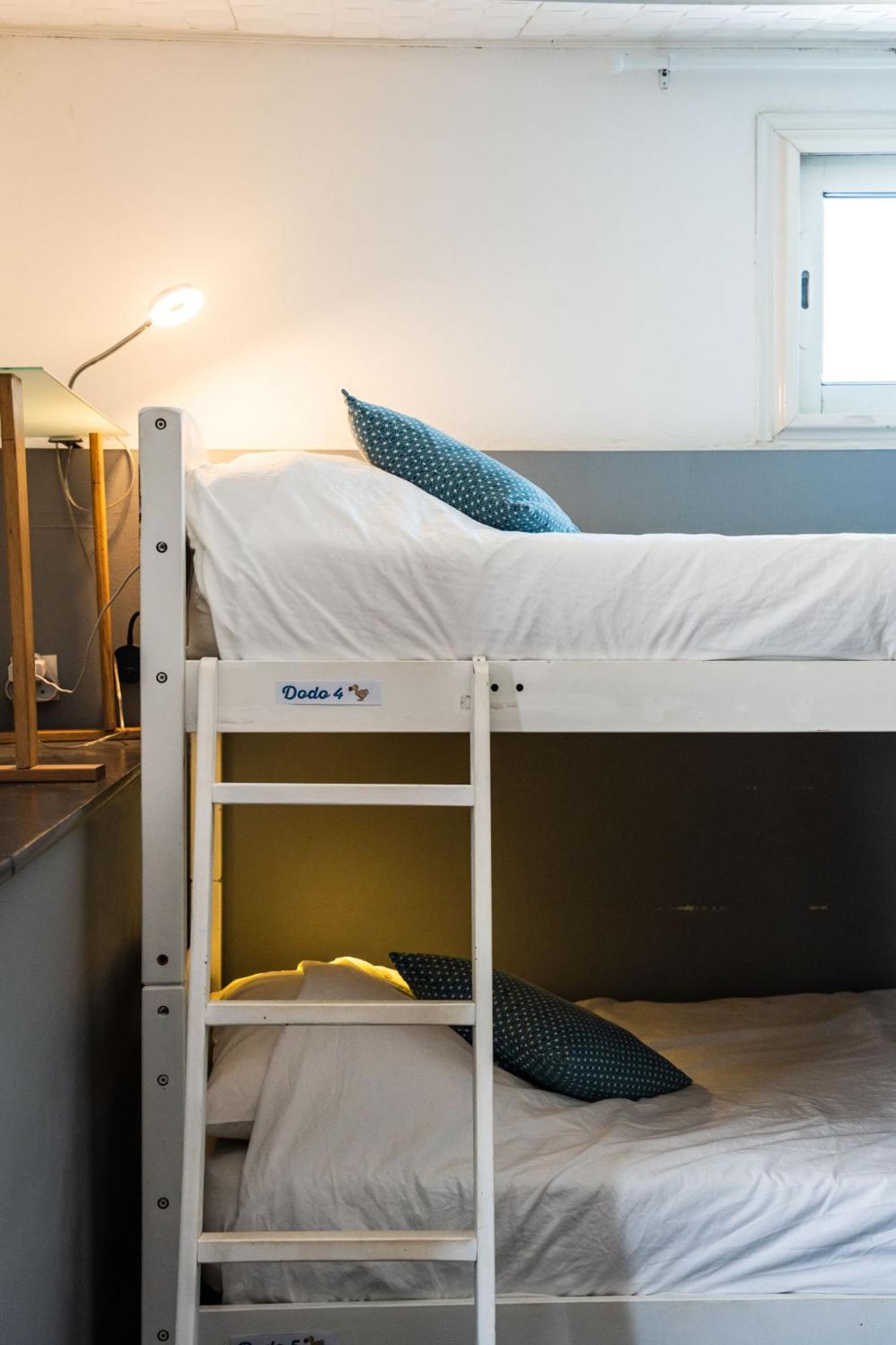 Les Baroudeurs Hostel Saint Pierre Exteriér fotografie