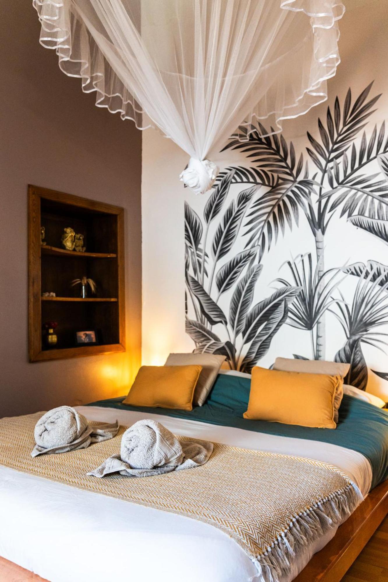 Les Baroudeurs Hostel Saint Pierre Exteriér fotografie
